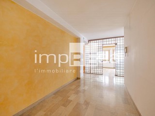 Ufficio in Vendita a Venezia, 73'000€, 83 m²