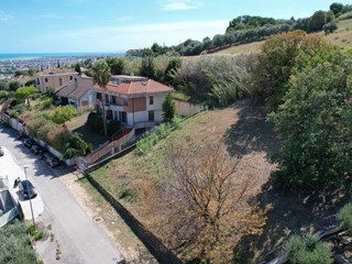 Terreno edificabile in Vendita a San Benedetto del Tronto, 230'000€, 1277 m²