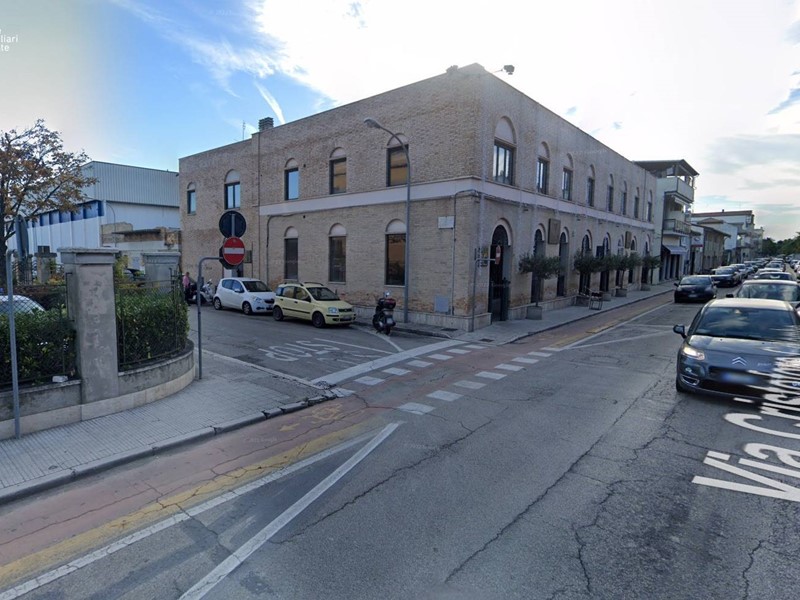 Ufficio in Vendita a San Benedetto del Tronto, 145'000€, 55 m²