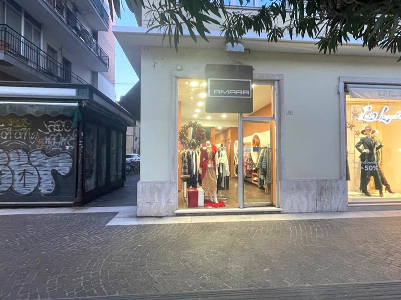 Attività commerciale in Vendita a San Benedetto del Tronto, 40'000€, 40 m²