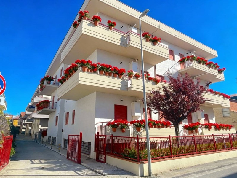 Quadrilocale in Vendita a Alba Adriatica, 140'000&euro;, 62 m²