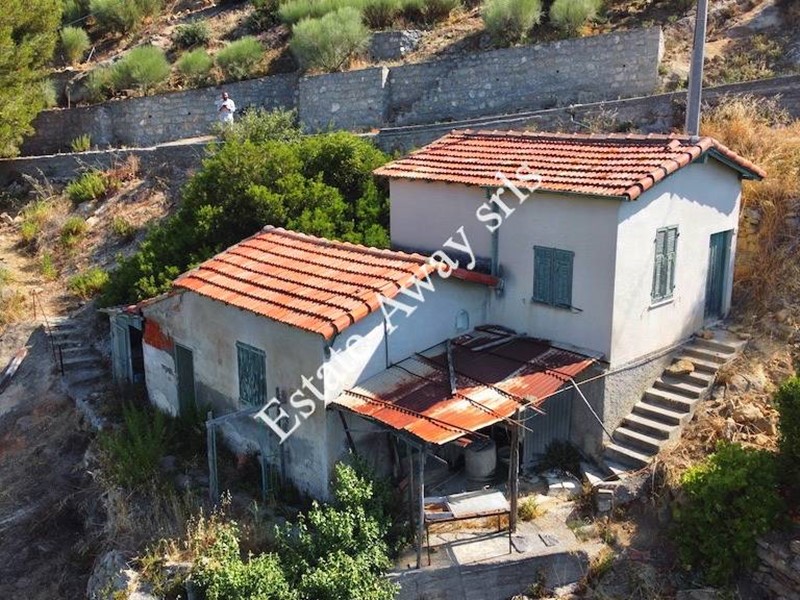 Rustico in Vendita a Bordighera, 240'000€, 120 m²