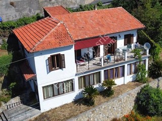 Villa in Vendita a Vallebona, 430'000€, 160 m²