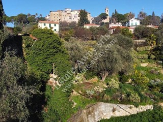 Rustico in Vendita a Bordighera, 210'000€, 160 m²
