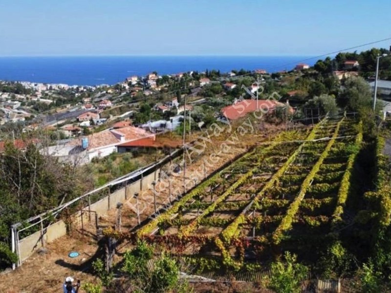 Rustico in Vendita a Sanremo, 195'000€, 50 m²