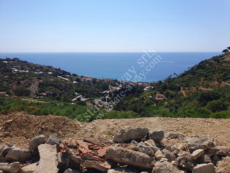 Villa in Vendita a Bordighera, 1'200'000€, 150 m²