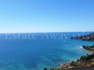 Villa in Vendita a Ventimiglia, 1'500'000€, 440 m²