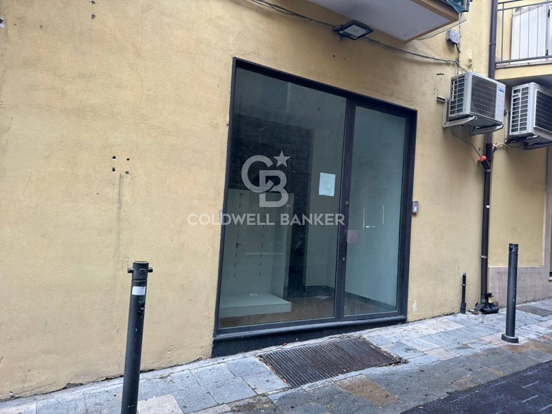 Immobile commerciale in Vendita a Agropoli, 150'000€, 49 m²