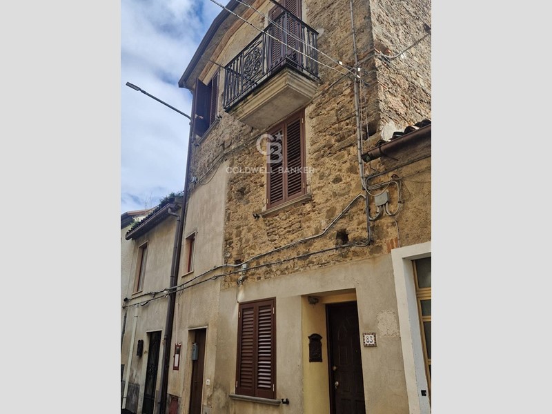 Quadrilocale in Vendita a Cicerale, 45'000&euro;, 87 m²
