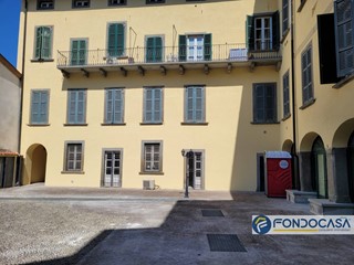Ufficio in Vendita a Palazzolo sull'Oglio, 48'000€, 59 m²