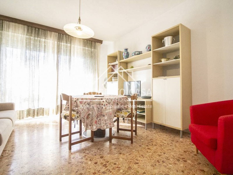 Appartamento in Vendita a Camaiore, 355'000&euro;, 90 m²