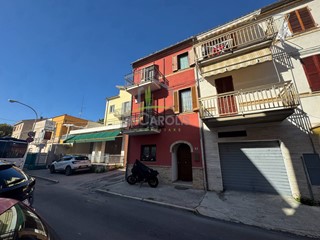 Casa Indipendente in Vendita a San Benedetto del Tronto, 290'000€, 180 m²