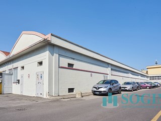 Capannone in Vendita a Novate Milanese, 2'100'000€, 3811 m²