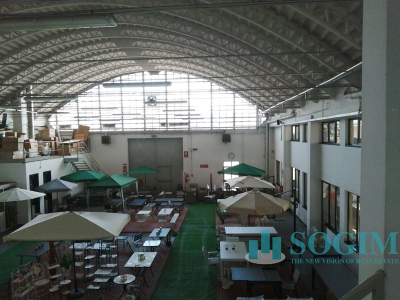 Capannone in Affitto a Rho, 11246 m²