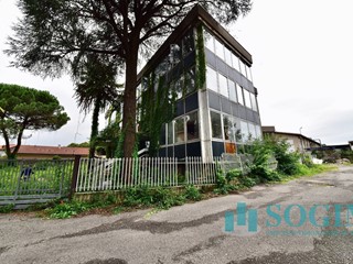 Monolocale in Vendita a Albiate, 1'250'000€, 2641 m²