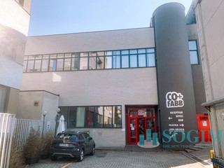 Capannone in Vendita a Sesto San Giovanni, 4'000'000€, 4200 m²