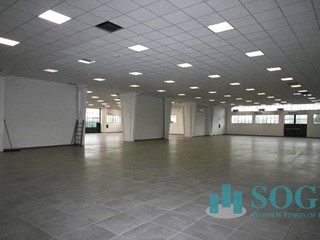 Immobile commerciale in Affitto a Gorgonzola, 11'083€, 1350 m²