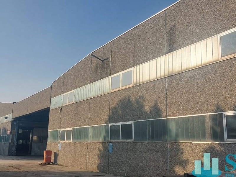 Capannone in Vendita a Pioltello, 4'000'000€, 5882 m²