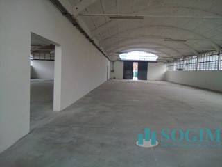 Capannone in Affitto a Settimo Milanese, 6'250€, 1000 m²