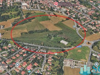 Terreno agricolo in Vendita a Besana in Brianza, 630'000€, 50000 m²