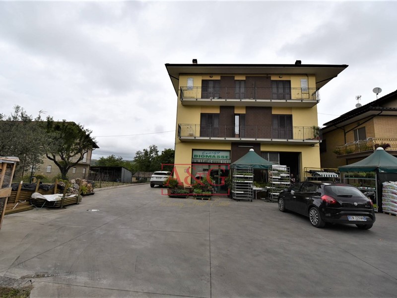 Quadrilocale in Vendita a Servigliano, 120'000€, 96 m²