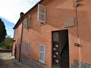 Bilocale in Vendita a Sant'Angelo in Pontano, 38'000&euro;, 48 m²