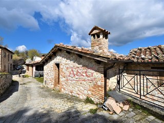 Casa Indipendente in Vendita a Amandola, 60'000€, 70 m²