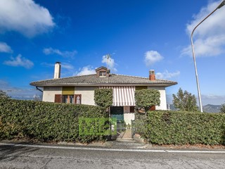 Appartamento in Vendita a Force, 198'000€, 200 m²