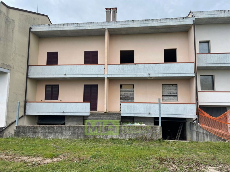 Villetta a schiera in Vendita a Campofilone, 100'000€, 225 m²