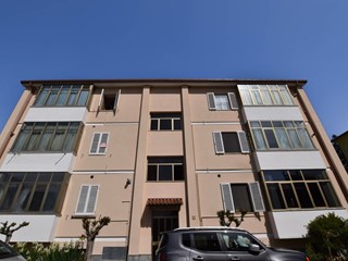 Appartamento in Vendita a Amandola, 69'000&euro;, 97 m²