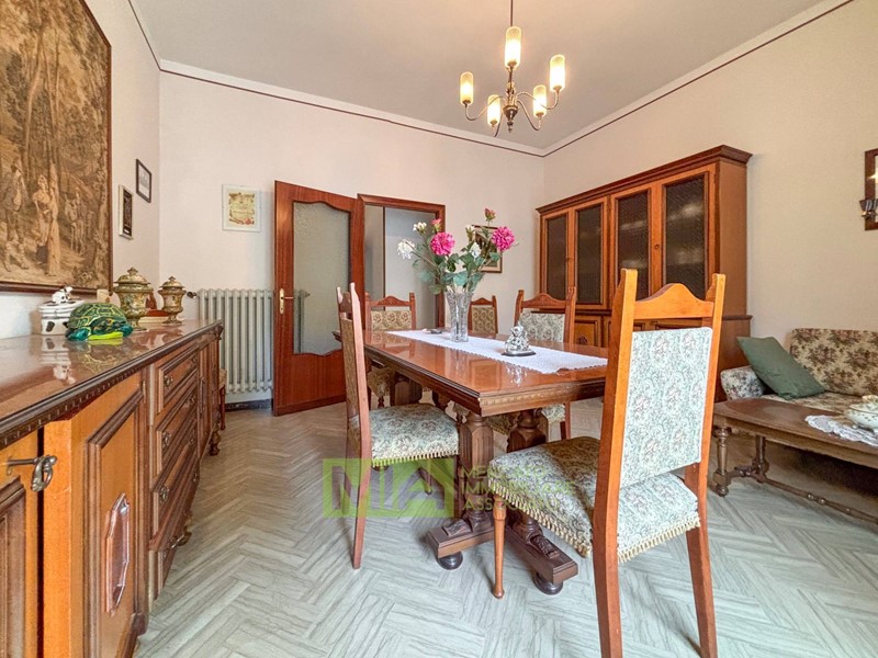 Appartamento in Vendita a Comunanza, 107'000€, 110 m²