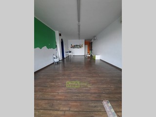 Immobile commerciale in Affitto a Altidona, 500&euro;, 50 m²