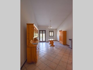 Appartamento in Vendita a Amandola, 95'000&euro;, 85 m²