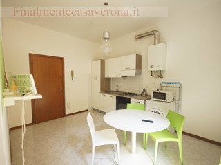 Bilocale in Affitto a Verona, 800€, 55 m²