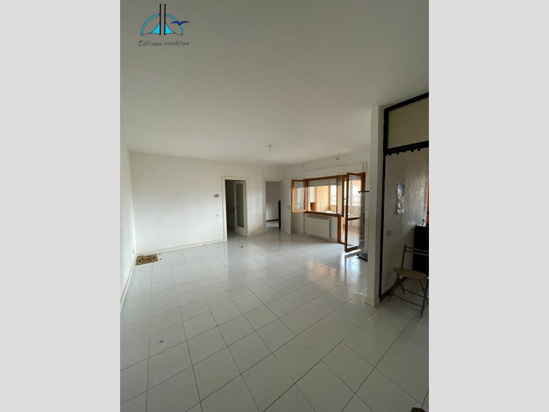 Quadrilocale in Vendita a Fara in Sabina, 100 m²