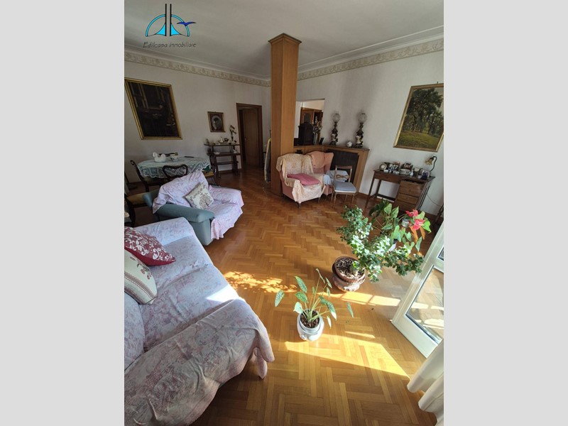 Appartamento in Vendita a Roma, 830'000€, 129 m²