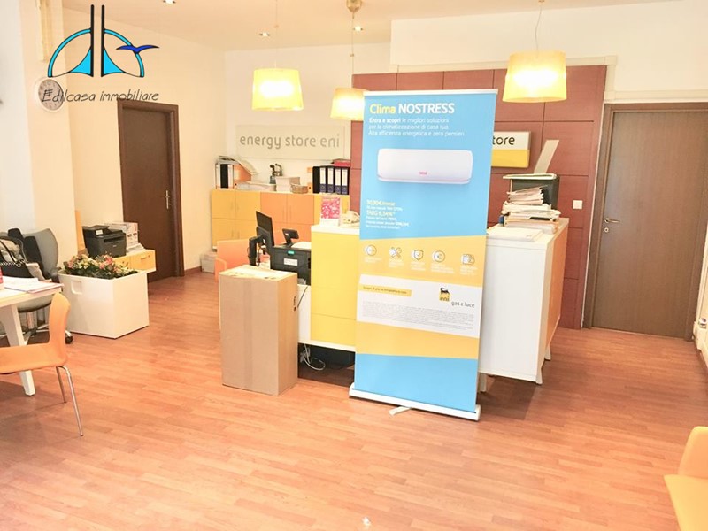 Attività commerciale in Vendita a Fara in Sabina, 180'000&euro;, 100 m²