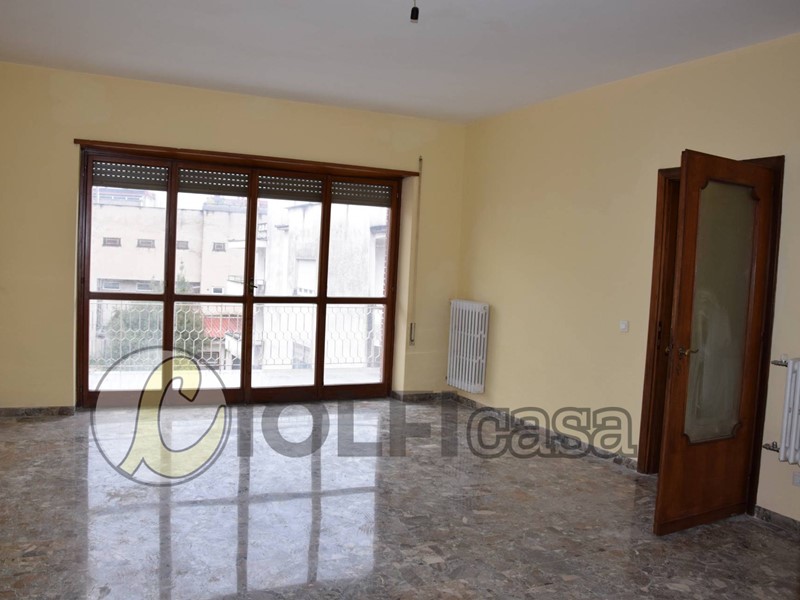 Appartamento in Affitto a Cassino, 550€, 140 m²
