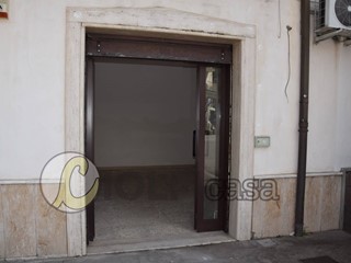 Immobile commerciale in Affitto a Cassino, 290€, 21 m²