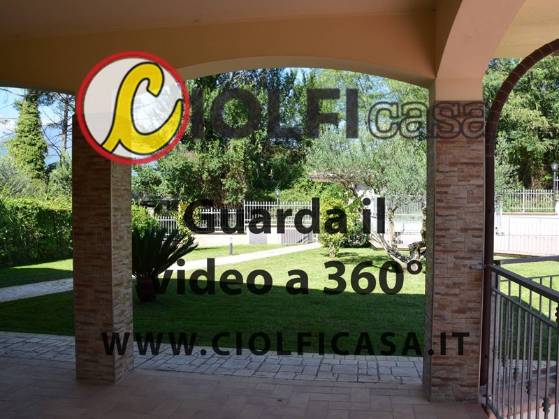 Villetta a schiera in Affitto a Cassino, 600€, 120 m²