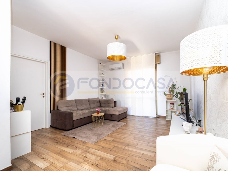 Quadrilocale in Vendita a Milano, 375'000€, 91 m²