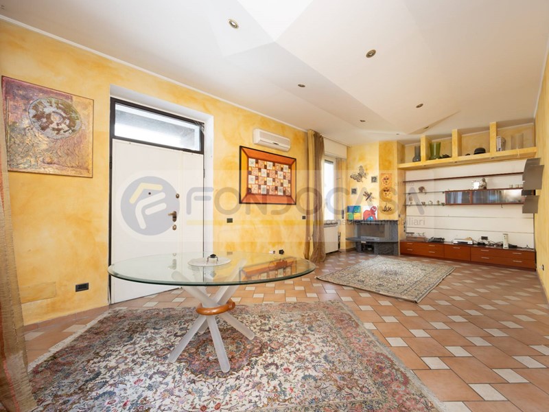 Casa Semi Indipendente in Vendita a Sesto San Giovanni, 1'200'000€, 268 m²