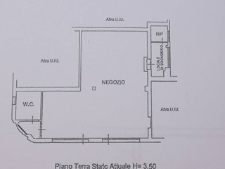 Attività commerciale in Affitto a Certaldo, 750€, 70 m²