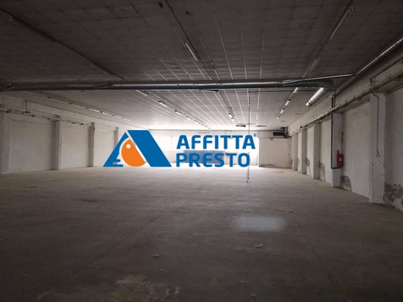 Capannone in Affitto a Castelfiorentino, 3'500&euro;, 1100 m²