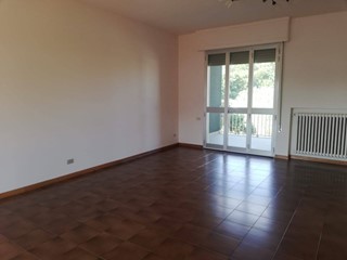 Quadrilocale in Affitto a Certaldo, 780€, 150 m²