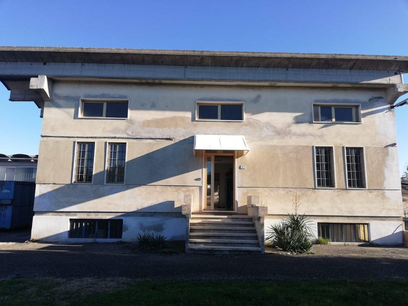 Capannone in Affitto a Castelfiorentino, 4'000&euro;, 2000 m²