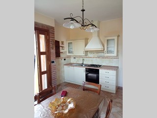 Casa Semi Indipendente in Affitto a Gambassi Terme, 500€, 55 m²