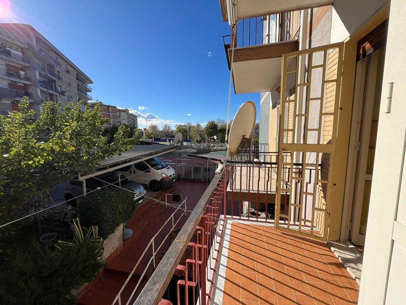 Trilocale in Vendita a San Giorgio a Cremano, 268'000€, 85 m²