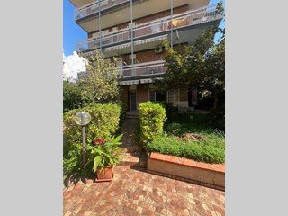 Appartamento in Vendita a Formia, 295'000€, 120 m²