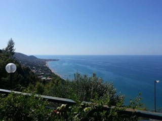 Quadrilocale in Vendita a Pollica, 275'000&euro;, 100 m²